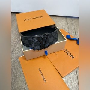 Louis Vuitton monogram LV initials unisex belt